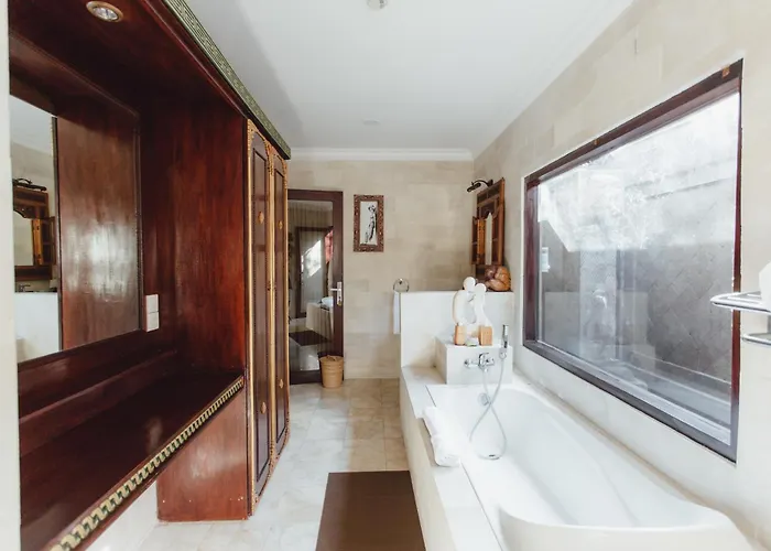 Kishi-kishi Artvilla For Big Company By Arthousebali Villa *