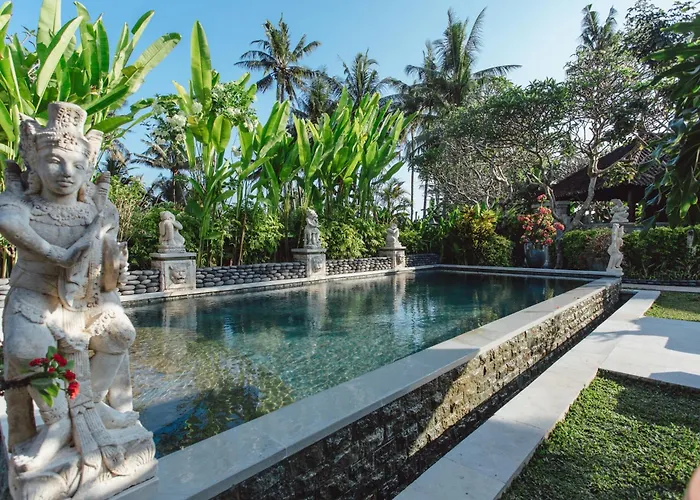 Villa Kishi-kishi Artvilla For Big Company By Arthousebali Saba
